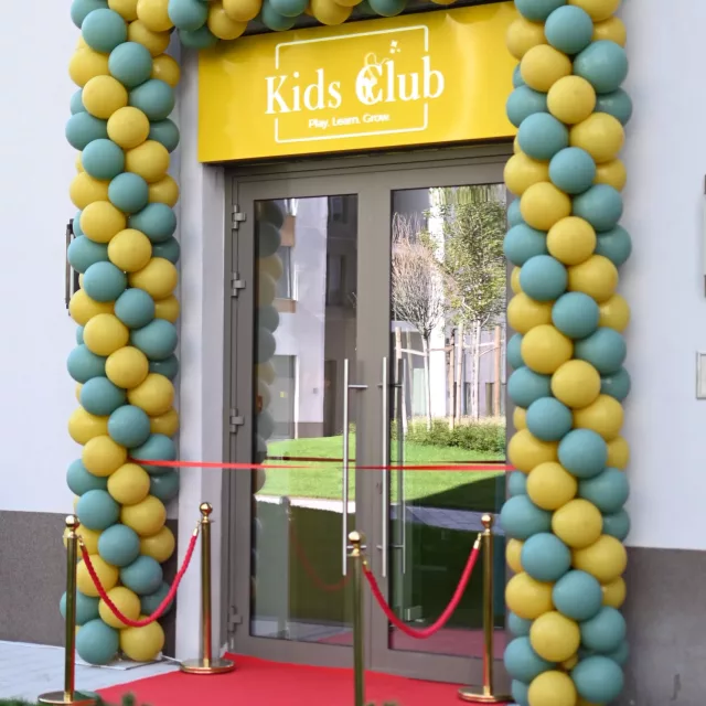 Ulaz cuvaonice Kids club u Beogradu na vodi