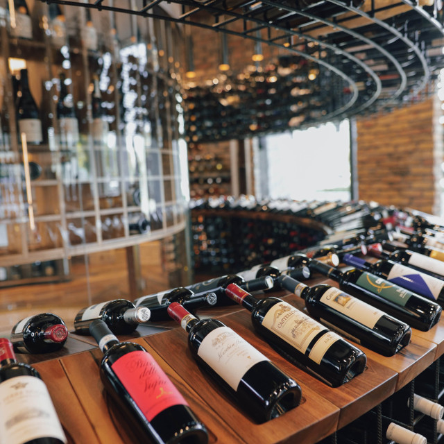 BW-decanter-min Decanter Beograd na vodi