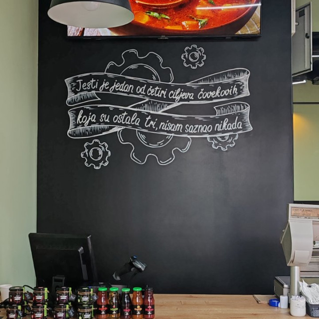 fabrika-ukusa-pult Fabrika Ukusa pult