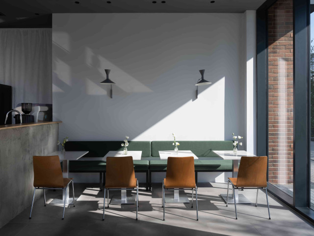 TT Bistro_enterijer-min Restoran rusko-evropske kuhinje u Beogradu na vodi.