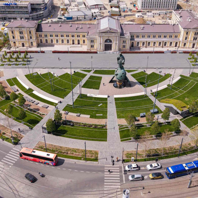 Construction progress of the restoration of Sava Square.