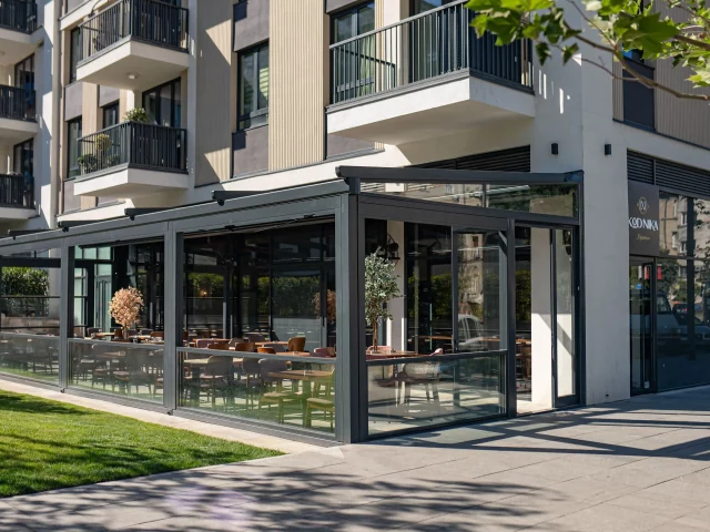 The exterior of the garden of the Kod Nika restaurant in Belgrade Waterfront.