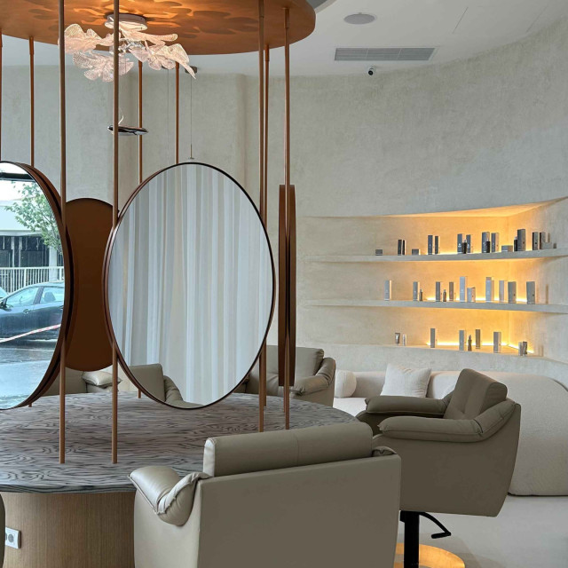 eden-salon-frizerski-studio_ The interior of the Eden Salon in Belgrade Waterfront.