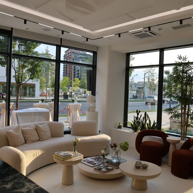 bw-quartet-4-poliklinika-dr-prodanovic-enterijer_ Predivan enterijer Poliklinike dr Prodanović u Beogradu na vodi.