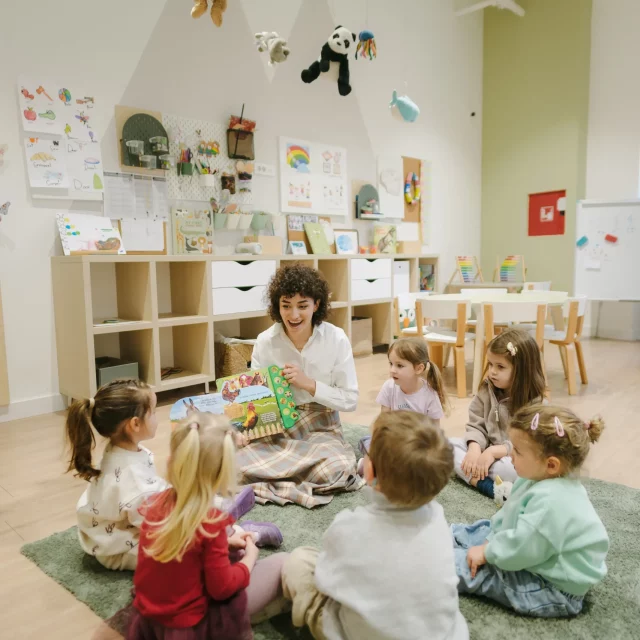 Working with children in the Futurino Bilingual kindergarten in Belgrade Waterfront.