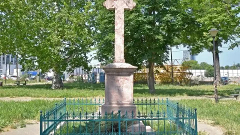 Beograd na vodi započinje restauraciju spomenika „Krst sa Male pijace“