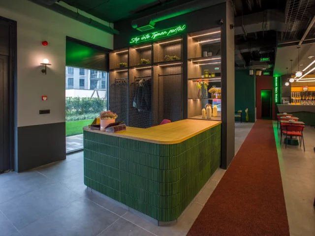 Tyman na Vodi Lounge & Bar in BW Eterna, in Belgrade Waterfront.