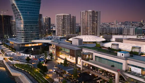 kula-beograd-&-galerija_ Kula Belgrade and Galerija Shopping Mall with access to Sava Promenada.