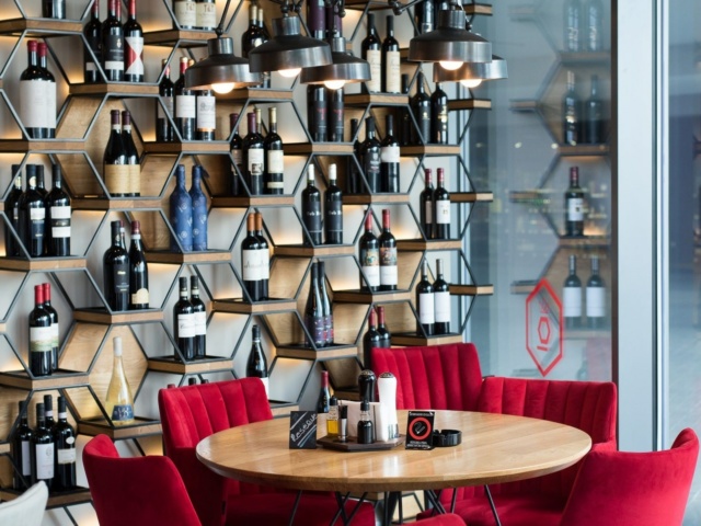 DSC_6701 Red Queen BW