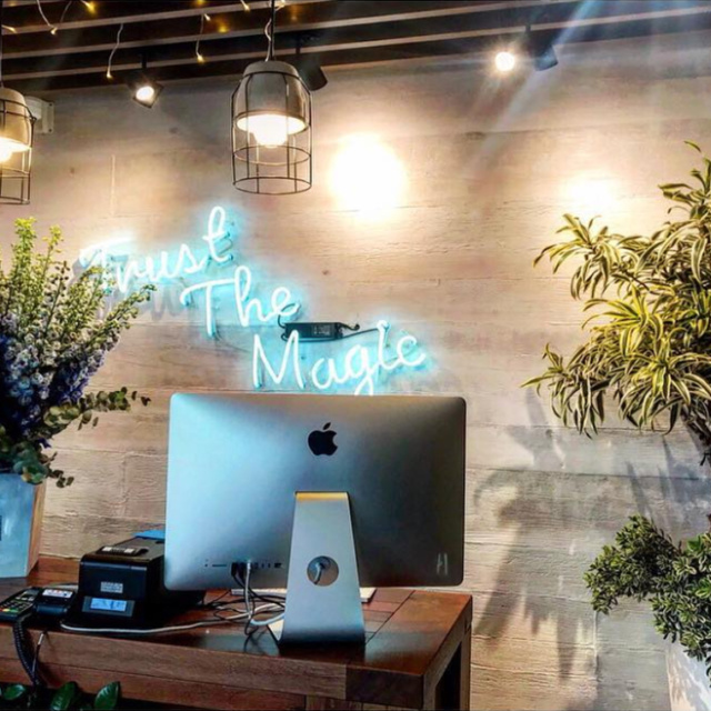 Flower-Room-7 Flower-Room-7