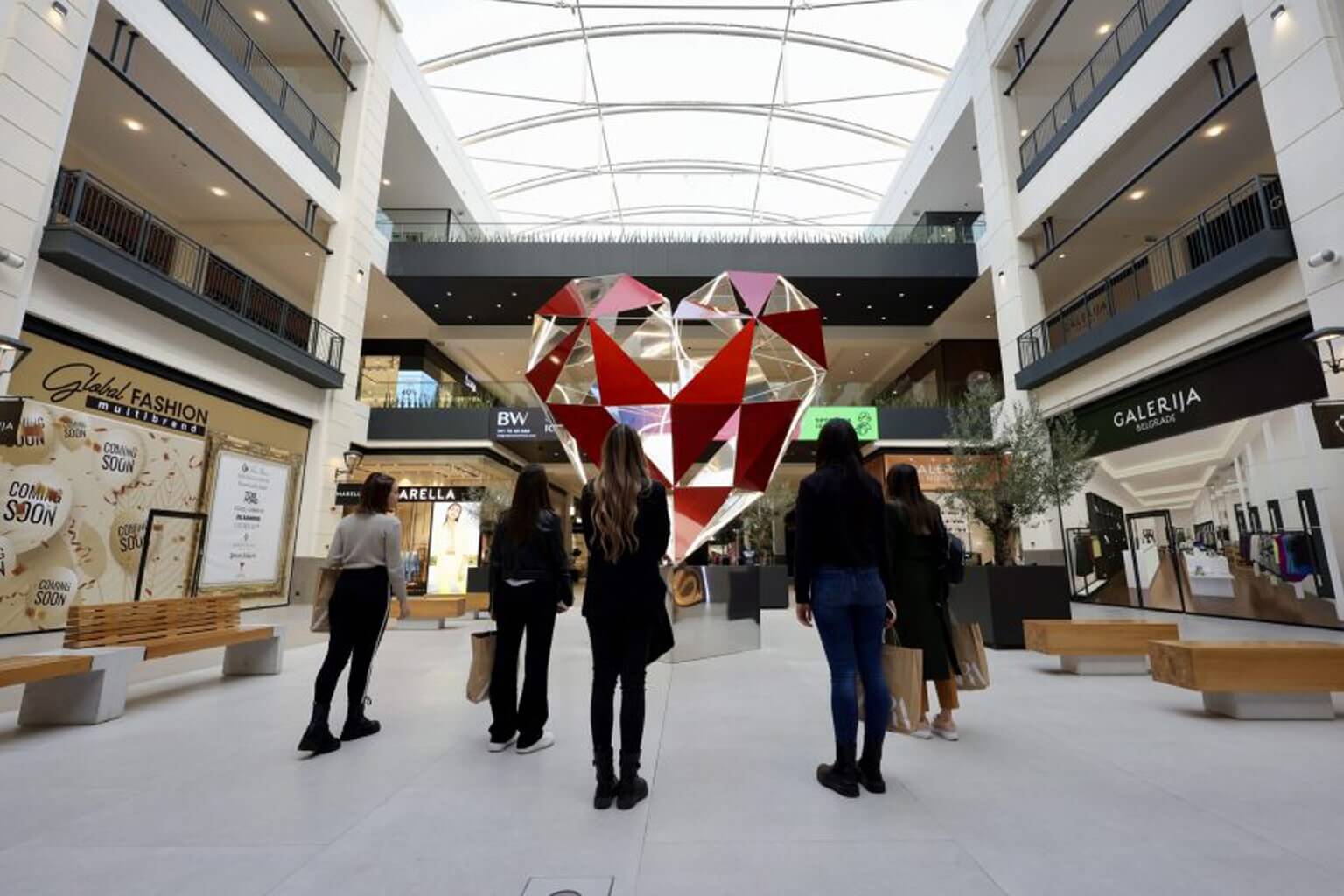 Heart sculpture Galerija