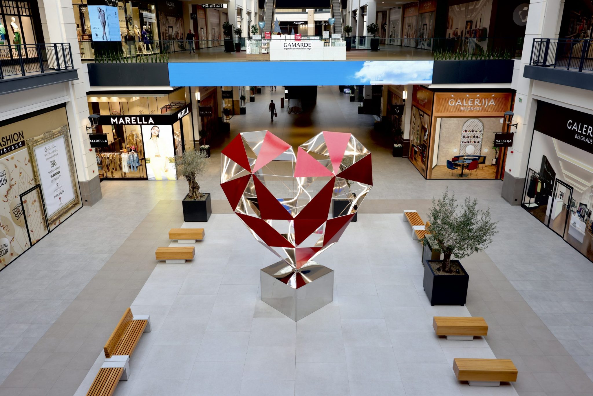 Srce-Beogarda Heart sculpture