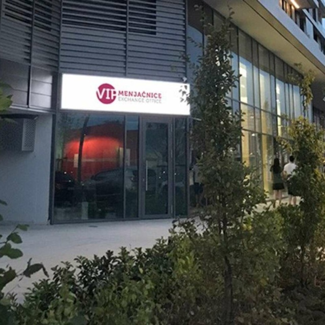 bw-vip-menjacnice-004 bw-vip-menjacnice-004